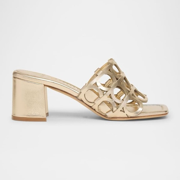 Ferragamo Erne Leather Gancini Link Mule Sandals Gold 8 - Picture 1 of 16